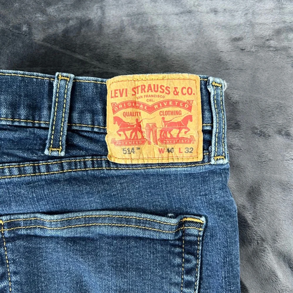 Levi 514 Straight Fit Jeans Mens 40x32 Blue Denim Classic Casual Pants